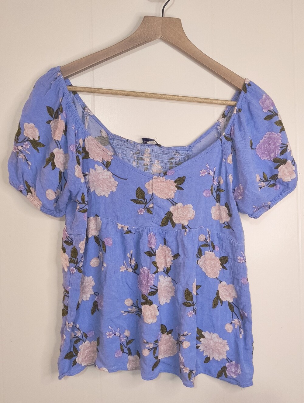 American Eagle Peplum Top Blue Floral - Picture 2 of 6